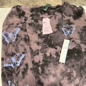 Wild Fable New w/Tags Long Sleeve Tye Dye “Be The Good” shirts.